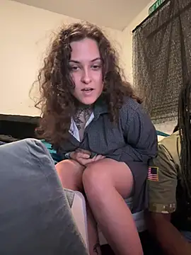 snowflakee69 online show from July 2026 04:59:01 AM
