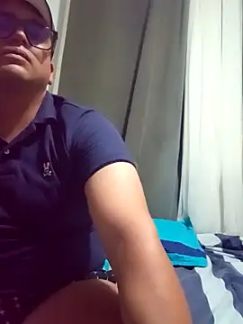 Alesandro0995 online show from June 2026 09:23:01 AM
