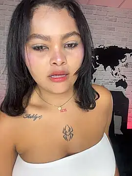 HoneyBunXXX online show from July 2026 01:17:01 PM