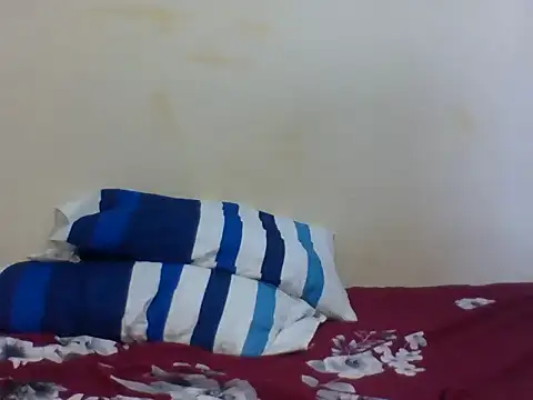 Lovergirlcute online show from August 2026 11:31:02 AM