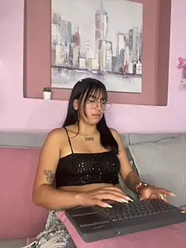 Snapshot of GabyLopez_Pink chatting on July 2026 07:23:02 AM GabyLopez Pink online show from July 2026 07:23:02 AM