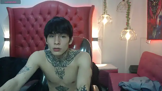 Snapshot of Cry_thereal chatting on July 2026 10:01:02 PM Cry thereal online show from July 2026 10:01:02 PM