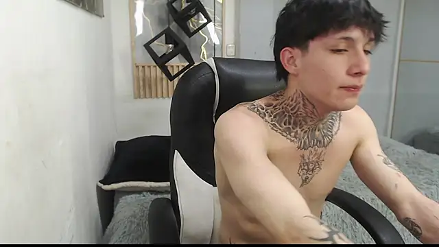 Snapshot of Cry_thereal chatting on July 2026 03:16:02 AM Cry thereal online show from July 2026 03:16:02 AM