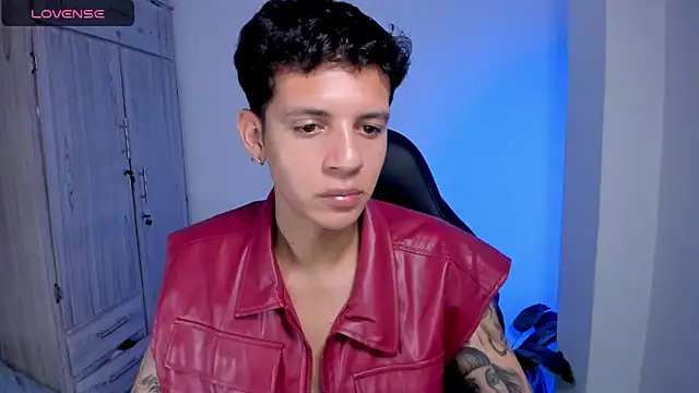 tylerrnova online show from June 2026 04:24:02 AM
