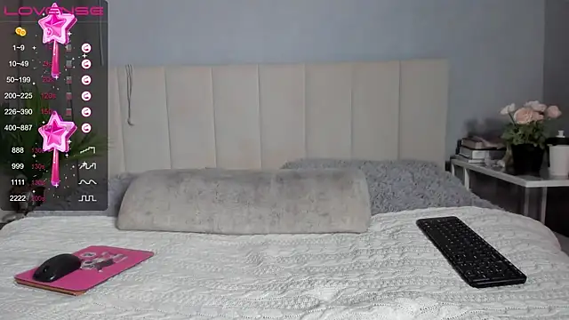 MissMiaTv online show from December 2024 03:51:01 AM