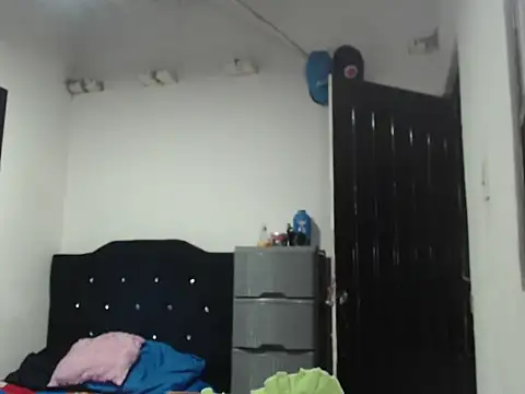 Stiiveen777 online show from July 2026 08:07:02 AM