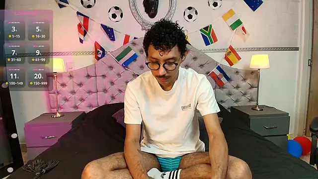 Snapshot of Twunk_miguel chatting on July 2026 03:02:02 AM Twunk miguel online show from July 2026 03:02:02 AM