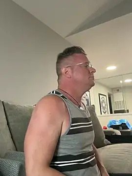 Snapshot of funandstuff chatting on June 2026 10:49:02 AM funandstuff online show from June 2026 10:49:02 AM