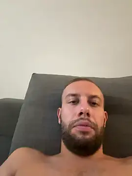 Snapshot of tittolone98 chatting on July 2026 02:05:17 AM tittolone98 online show from July 2026 02:05:17 AM