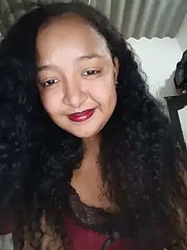 Snapshot of HeLiSa69ebony chatting on August 2026 04:44:02 AM HeLiSa69ebony online show from August 2026 04:44:02 AM