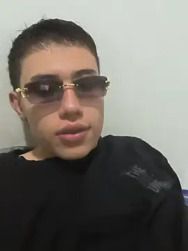 Snapshot of Thiagoo_Vega chatting on August 2026 01:30:02 AM Thiagoo Vega online show from August 2026 01:30:02 AM