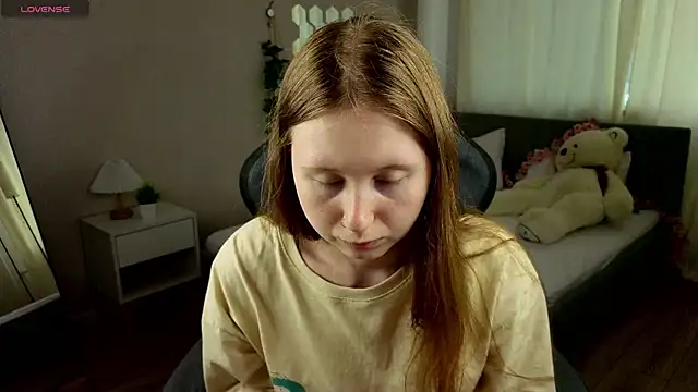 Snapshot of LiliTiny chatting on July 2026 01:10:02 AM LiliTiny online show from July 2026 01:10:02 AM