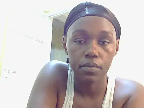Snapshot of Heliosann chatting on July 2026 10:22:01 AM Heliosann online show from July 2026 10:22:01 AM
