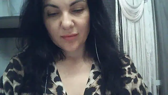 Snapshot of Camilynbi chatting on June 2026 08:42:01 PM Camilynbi online show from June 2026 08:42:01 PM