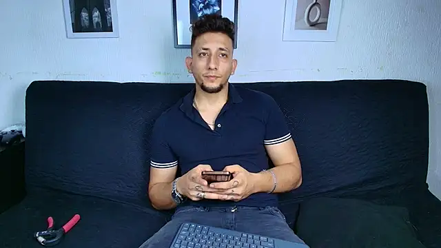 Snapshot of Sr_Maykol chatting on August 2026 09:04:01 AM Sr Maykol online show from August 2026 09:04:01 AM