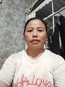 Snapshot of whatmes chatting on June 2026 05:32:02 AM whatmes online show from June 2026 05:32:02 AM