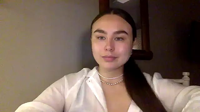 Snapshot of Tiorina chatting on July 2026 11:12:01 AM Tiorina online show from July 2026 11:12:01 AM