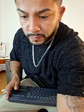 Snapshot of BrunoSilva_ chatting on August 2026 11:34:02 AM BrunoSilva online show from August 2026 11:34:02 AM