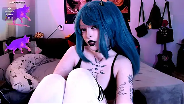 Snapshot of meow_nicole chatting on August 2026 02:00:01 PM meow nicole online show from August 2026 02:00:01 PM