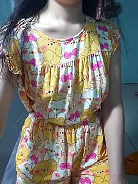 Snapshot of cherry_chjan chatting on August 2026 03:28:01 AM cherry chjan online show from August 2026 03:28:01 AM