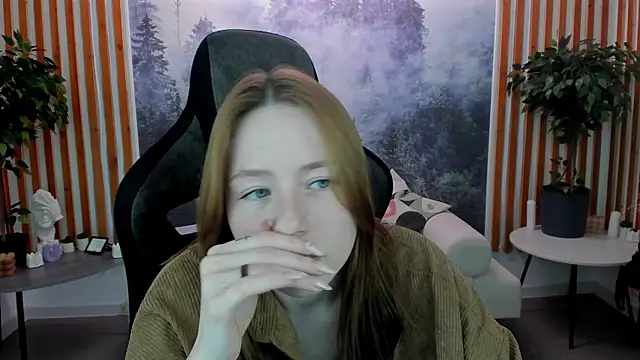 Snapshot of DamnWitchh chatting on July 2026 08:20:02 AM DamnWitchh online show from July 2026 08:20:02 AM