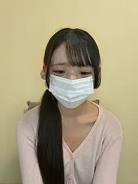 Snapshot of risa_____ chatting on June 2026 10:15:01 AM risa online show from June 2026 10:15:01 AM