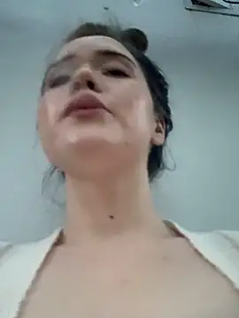 Snapshot of KittySpicy chatting on June 2026 05:21:02 PM KittySpicy online show from June 2026 05:21:02 PM
