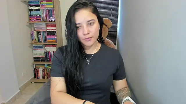 Snapshot of foxwen chatting on July 2026 10:23:01 PM foxwen online show from July 2026 10:23:01 PM