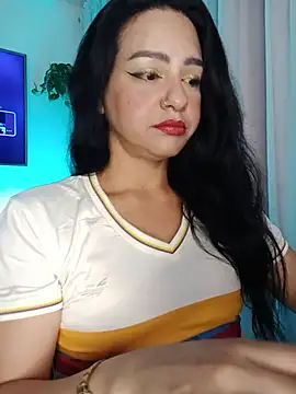 Snapshot of WandaArias chatting on July 2026 04:19:01 AM WandaArias online show from July 2026 04:19:01 AM
