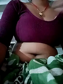 Snapshot of Hot_Shoniya chatting on August 2026 05:40:01 AM Hot Shoniya online show from August 2026 05:40:01 AM