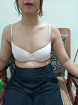Snapshot of Yourss_Sparkel chatting on July 2026 07:58:02 AM Yourss Sparkel online show from July 2026 07:58:02 AM