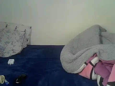 Petite messalina online show from June 2026 12:59:01 PM