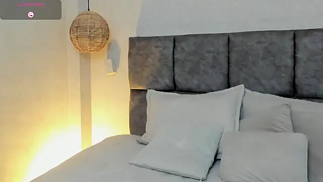 Snapshot of vera__lux chatting on August 2026 12:30:02 PM vera lux online show from August 2026 12:30:02 PM