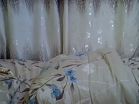 Snapshot of Pretty_Cupcake7 chatting on July 2026 04:11:01 PM Pretty Cupcake7 online show from July 2026 04:11:01 PM