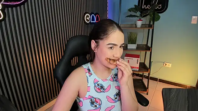 Emily robertss1 online show from July 2026 12:46:02 PM