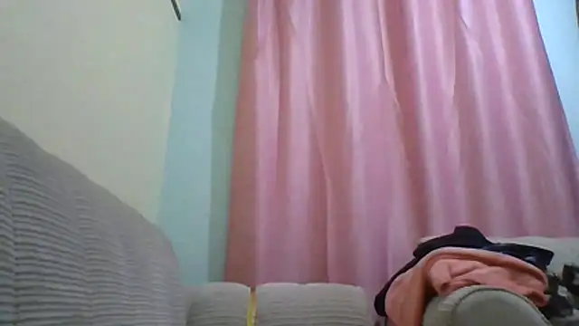 Snapshot of Savannah_Leex chatting on July 2026 03:15:01 PM Savannah Leex online show from July 2026 03:15:01 PM