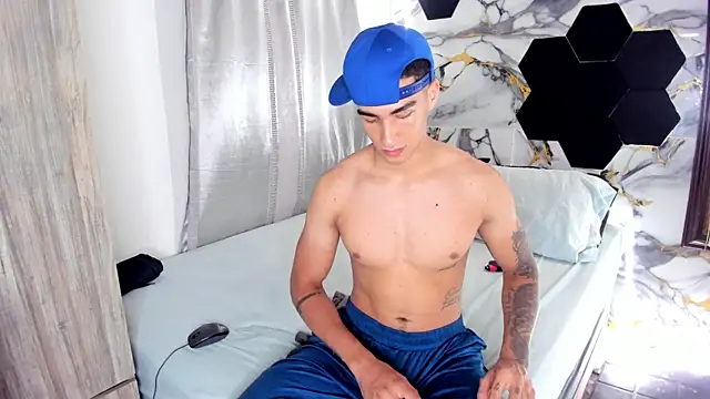 Goldendesirexx online show from August 2026 10:45:01 PM