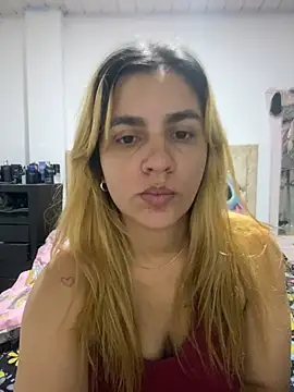 Snapshot of Asly- chatting on June 2026 08:48:01 AM Asly- online show from June 2026 08:48:01 AM