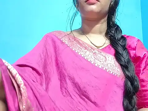 Snapshot of Adhiti_1 chatting on July 2026 05:40:01 PM Adhiti 1 online show from July 2026 05:40:01 PM
