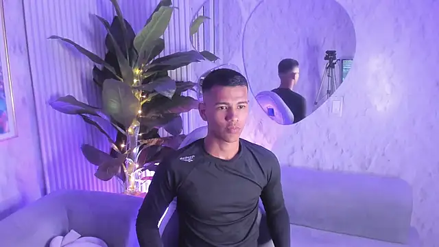 Noah sexhotty online show from July 2026 02:04:02 AM