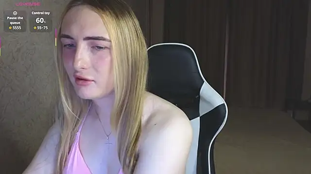 moni noir online show from June 2026 01:33:01 AM