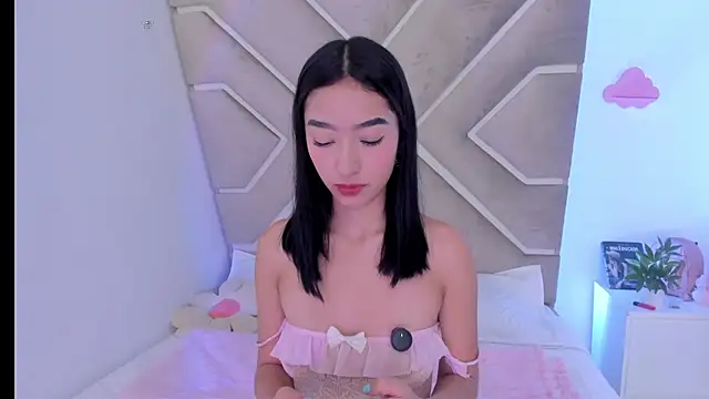 Snapshot of annelisee_ chatting on June 2026 11:09:02 PM annelisee online show from June 2026 11:09:02 PM