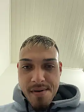 Snapshot of Erick_Santos39 chatting on June 2026 08:57:01 PM Erick Santos39 online show from June 2026 08:57:01 PM