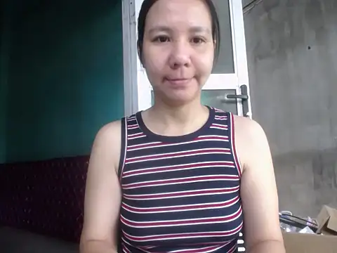 Snapshot of __Lily24__ chatting on July 2026 02:02:02 AM Lily24 online show from July 2026 02:02:02 AM