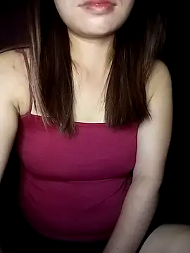  LinLinn  online show from June 2026 07:25:02 PM