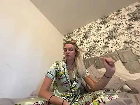 Snapshot of Elsa_Dark chatting on July 2026 05:52:01 PM Elsa Dark online show from July 2026 05:52:01 PM