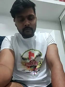 Snapshot of Yoursunnysuraj chatting on July 2026 03:29:02 PM Yoursunnysuraj online show from July 2026 03:29:02 PM