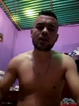 Snapshot of Tupersoperso chatting on July 2026 01:51:01 AM Tupersoperso online show from July 2026 01:51:01 AM