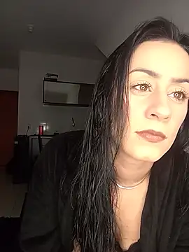 Snapshot of Cristalbucks chatting on July 2026 07:16:02 PM Cristalbucks online show from July 2026 07:16:02 PM