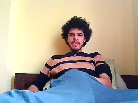 Snapshot of Hectorssuarez chatting on July 2026 06:07:01 PM Hectorssuarez online show from July 2026 06:07:01 PM